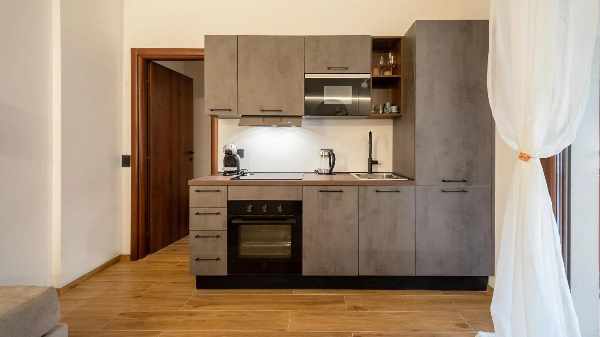 베로나 N8 Urban Loft 아파트